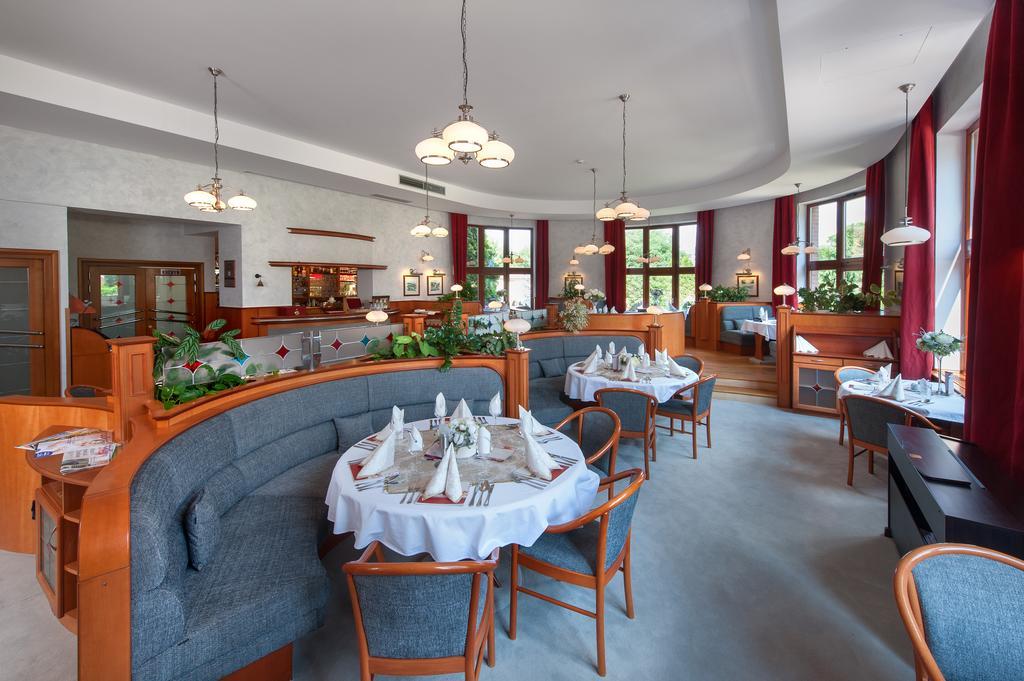 April Hotel Panorama Rychnov nad Kneznou Εξωτερικό φωτογραφία